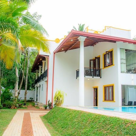 Villa White Hikkaduwa Eksteriør billede